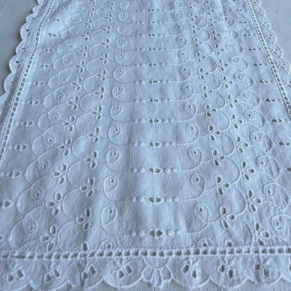 Vintage White Eyelet Lace Table Runner Embroidered Scalloped Edge 12x40